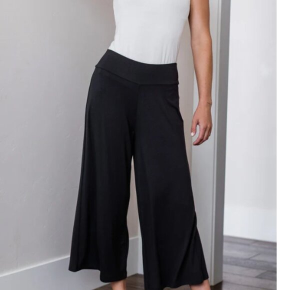 Yala Pants - Jaden Wide Leg Cropped Bamboo Pant Black